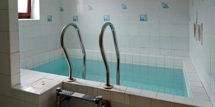 Pobyt v Bystrém na Vysočině: hotel se slaným bazénem a vířivkou, snídaně či polopenze