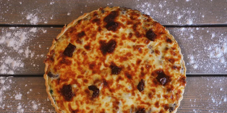 Quiche o váze 1000 g: jahodový, masový, houbový, hovězí, bramborový či oříškový