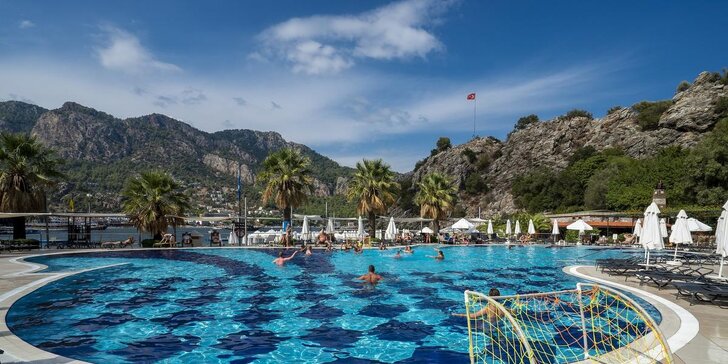 Egejská riviéra v Turecku: 5* hotel Turunc Resort, letenka a ultra all inclusive