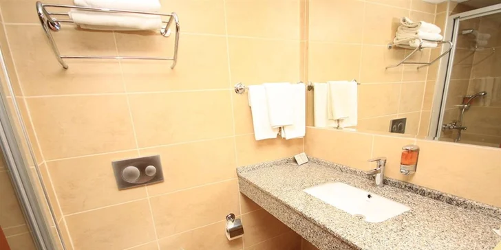 Egejská riviéra v Turecku: 5* hotel Turunc Resort, letenka a ultra all inclusive