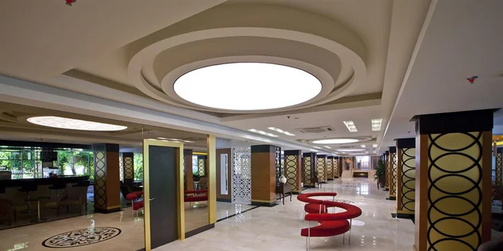 Egejská riviéra v Turecku: 5* hotel Turunc Resort, letenka a ultra all inclusive