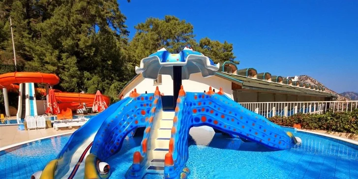 Egejská riviéra v Turecku: 5* hotel Turunc Resort, letenka a ultra all inclusive