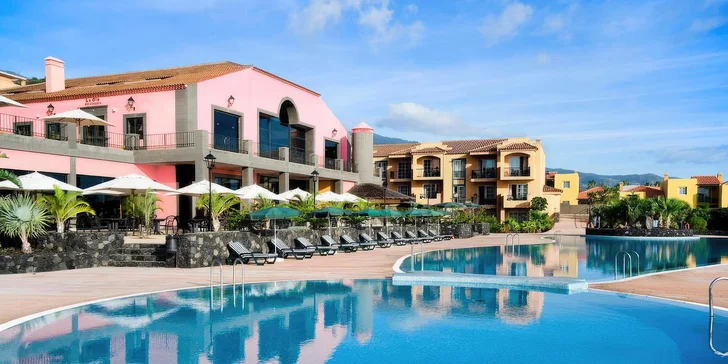 Kanárský ostrov La Palma: hotel Las Olas**** s bazénem, polopenze i letenky v ceně