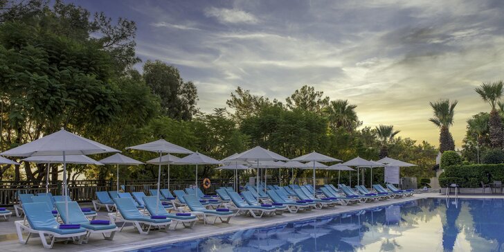 All inclusive dovolená v Turecku vč. letenky: 5* Hotel Labranda Mares Marmaris přímo u pláže