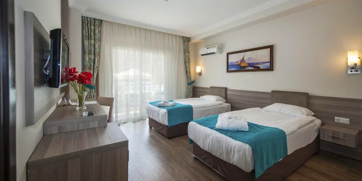 Turecko: 5* hotel Crystal Aura Beach Resort & Spa, ultra all inclusive i let