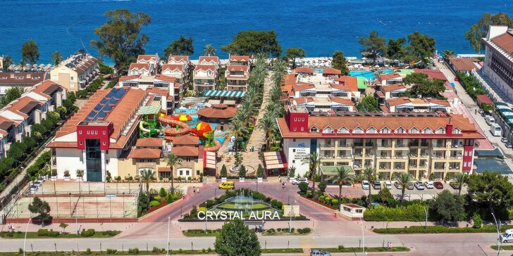 Turecko: 5* hotel Crystal Aura Beach Resort & Spa, ultra all inclusive i let