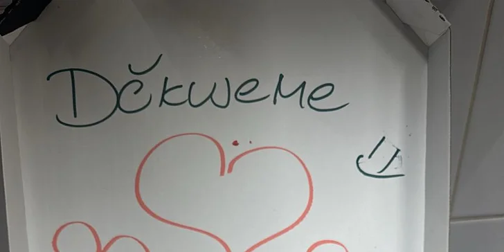 Čtvrtina pizzy o průměru 40 cm podle výběru v Rud’s pizza v centru Plzně
