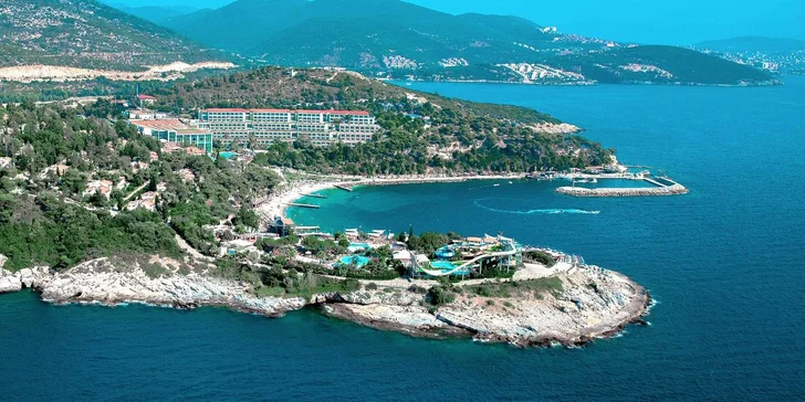 Turecko ultra all inclusive: 5* hotel Pine Bay Holiday Resort s aquaparkem včetně letetenky