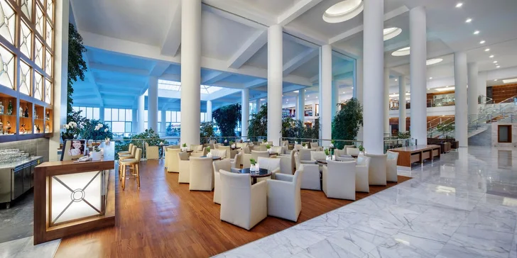 Turecko ultra all inclusive: 5* hotel Pine Bay Holiday Resort s aquaparkem včetně letetenky