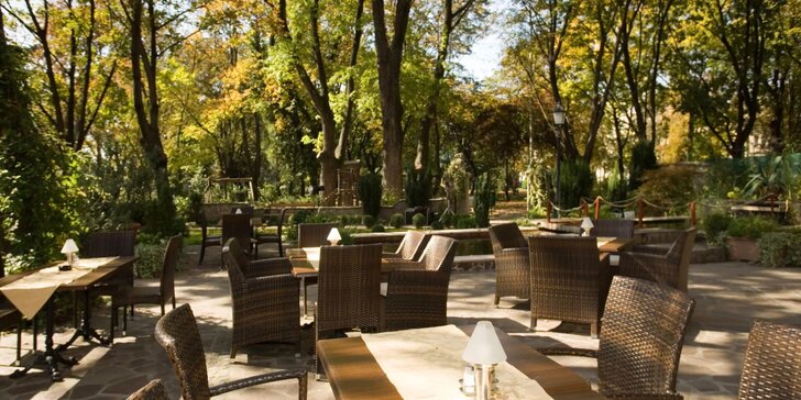 4* hotel s největším wellness v Győru se snídaní nebo polopenzí
