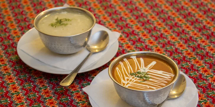 Indické tříchodové menu pro 2 osoby: tradiční polévky, kuřecí i vege speciality a zmrzlina