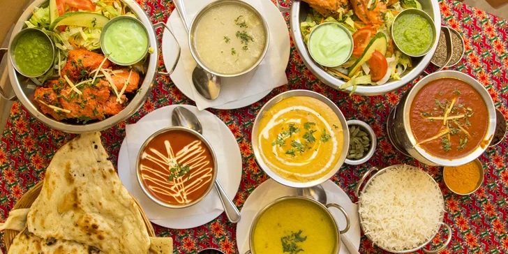 Indické tříchodové menu pro 2 osoby: tradiční polévky, kuřecí i vege speciality a zmrzlina