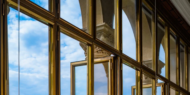 Legendární Grand Hotel International v Praze: pobyt se snídaní, skvělá dostupnost do centra