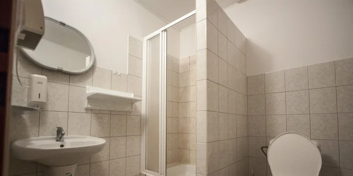 Jizerské hory: vybavené apartmány až pro 6 osob i bazén se slanou vodou