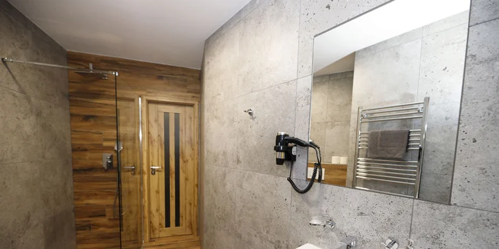 Hotel s pivovarem v Krkonoších: snídaně či polopenze, možnost exkurze i romantické večeře