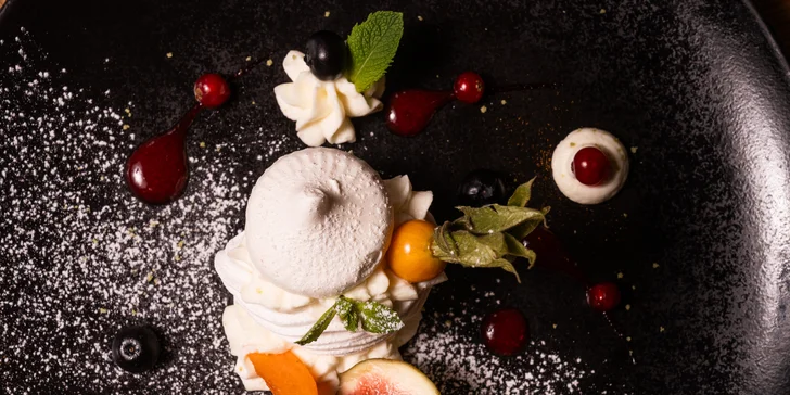 3chodové menu s rumpsteakem a aperolem ve špičkové restauraci Noem Arch
