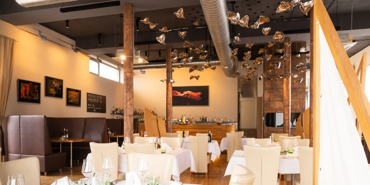 3chodové menu s rumpsteakem a aperolem ve špičkové restauraci Noem Arch