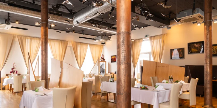 3chodové menu s rumpsteakem a aperolem ve špičkové restauraci Noem Arch
