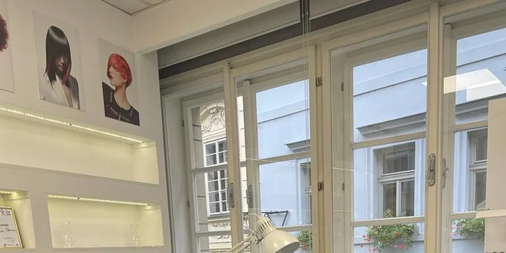 Kosmetické ošetření pleti s mikrodermabrazí, peelingem i masáží
