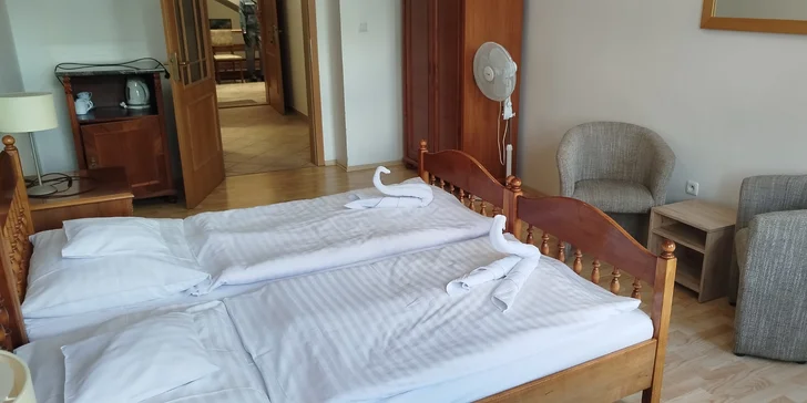 Pobyt v příjemném penzionu na náměstí v Čáslavi i se snídaní a saunou