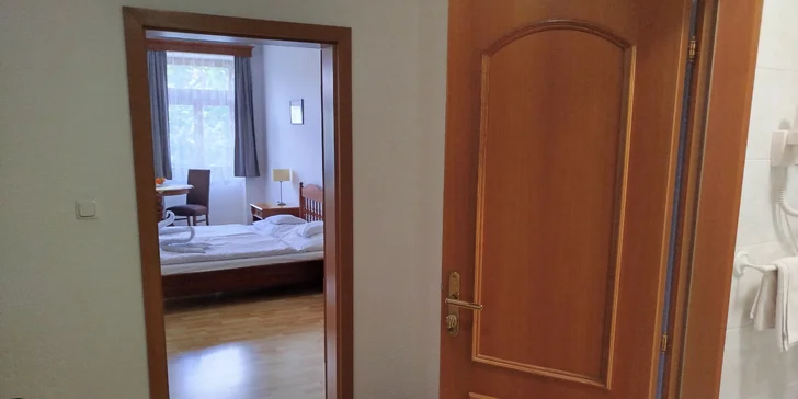 Pobyt v příjemném penzionu na náměstí v Čáslavi i se snídaní a saunou