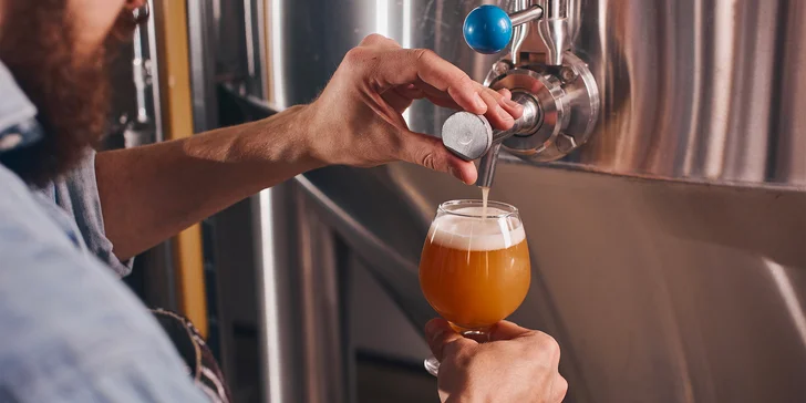 Na den sládkem v rodinném řemeslném pivovaru Beer Daddy až pro 4 osoby