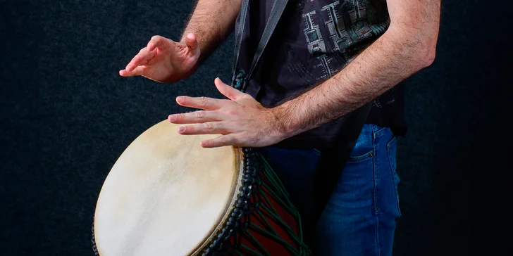 Skupinový workshop afrického bubnování na bubny djembe: 3 hodiny, vhodné pro začátečníky