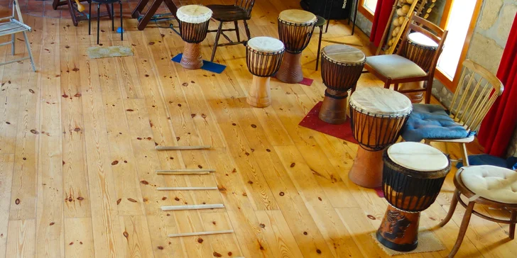 Skupinový workshop afrického bubnování na bubny djembe: 3 hodiny, vhodné pro začátečníky