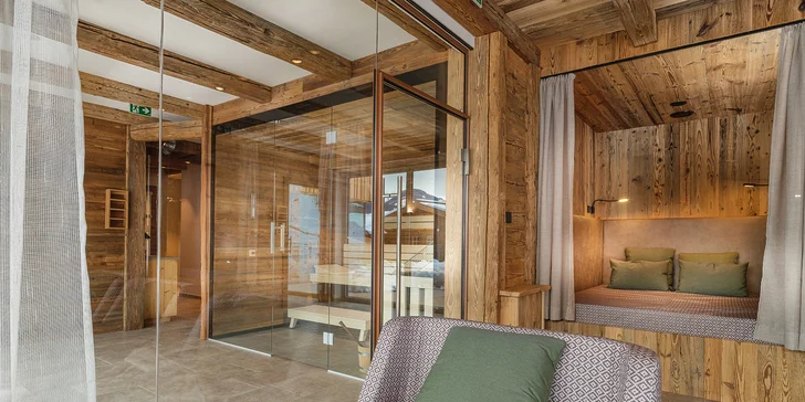 Údolí Gastein: hotel v 1000 m n. m., bohatě vybavený wellness, polopenze a půjčení kol