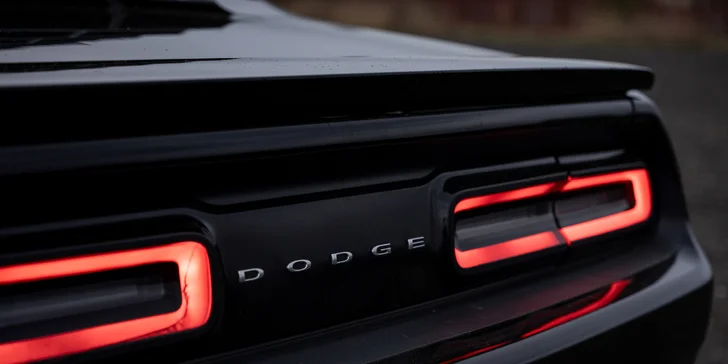 Zapůjčení nadupaného Dodge Challenger na 24 nebo 48 hodin i celý víkend