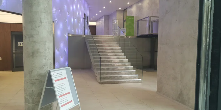 Relaxační kosmetická masáž v délce 30 minut: analýza pleti, čištění i tonizace s masáží