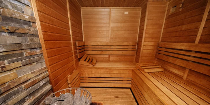 Relax ve dvou i v partě: 60 nebo 90 min. v privátním wellness i s tříchodovým menu