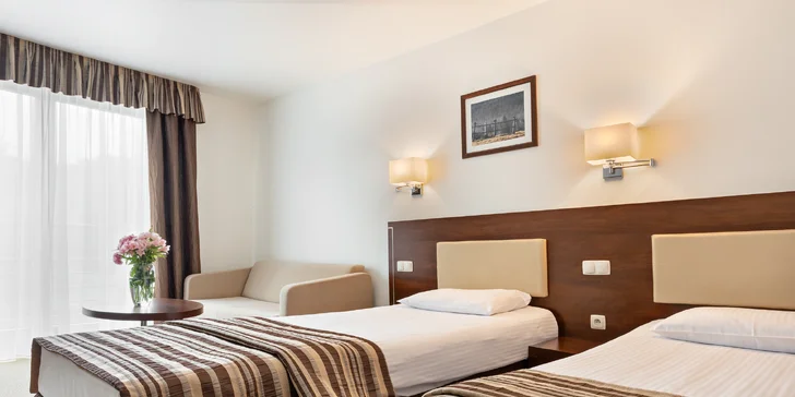 4* hotel v Ustroni s wellness a snídaní či polopenzí: sauna, bazén a vířivka, pobyt pro 2-3 osoby