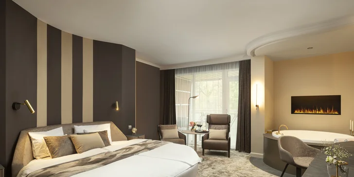 5* luxus v Sárváru: neomezený wellness a 22 bazénů, pokoj s terasou a božská gastronomie