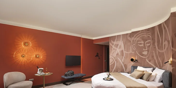 5* luxus v Sárváru: neomezený wellness a 22 bazénů, pokoj s terasou a božská gastronomie