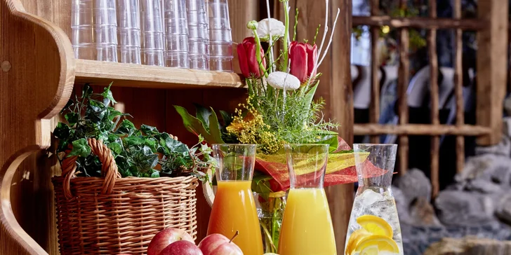 Údolí Gastein: hotel v 1000 m n. m., bohatě vybavený wellness, polopenze a půjčení kol