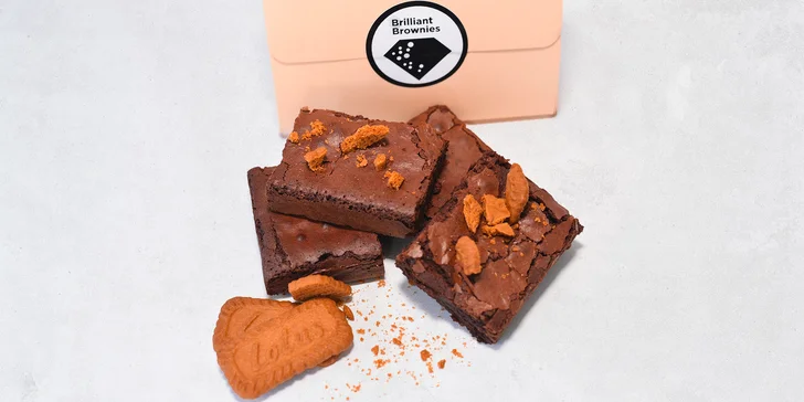 4-16 ks lahodných brownies na odnos s sebou: čokoláda, slaný karamel i oreo