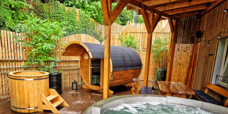 Pivovarský hotel v Beskydech: lesní lázně, pivní lázně, wellness na pokoji i 7. nebe na střeše