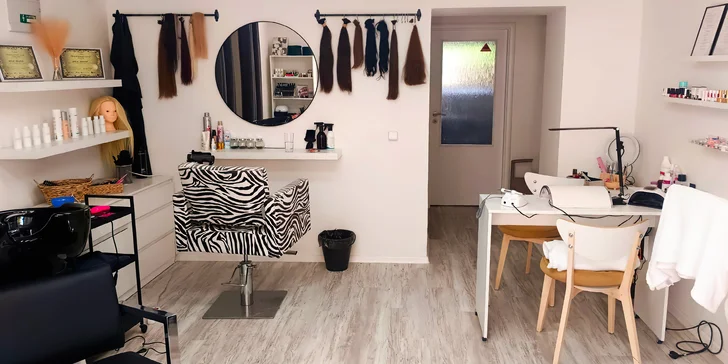 Prodloužení řas pomocí UV lash systému: light volume i přirozeně vypadající metoda řasa na řasu