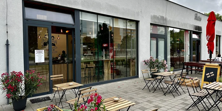 Bánh Mì bagety pro 1 nebo 2 osoby: na výběr s kuřecím nebo vepřovým masem či vegetariánské