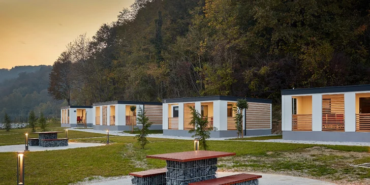Chorvatské termály Jezerčica: mobilní domky pro 6 osob a vstupy do aquaparku s 8 bazény