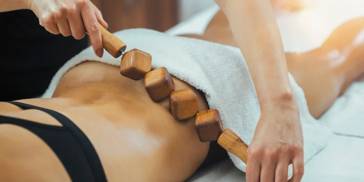Masáž dle výběru: reiki, maderoterapie, ruční lymfatická, relaxační masáž a lifting obličeje
