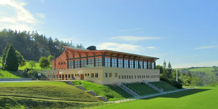 2 hod. privátní finské sauny a vířivky s láhví prosecca pro 2 osoby