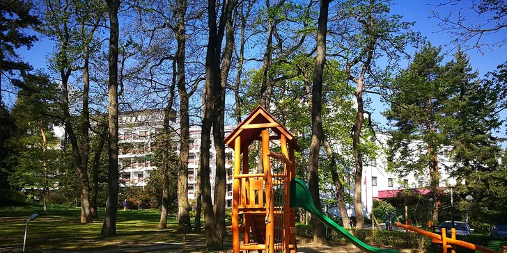 Relaxační pobyt v Šoproni: polopenze, neomezeně wellness s bazénem, saunou i vířivkou