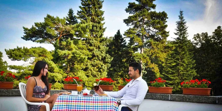 Relaxační pobyt v Šoproni: polopenze, neomezeně wellness s bazénem, saunou i vířivkou