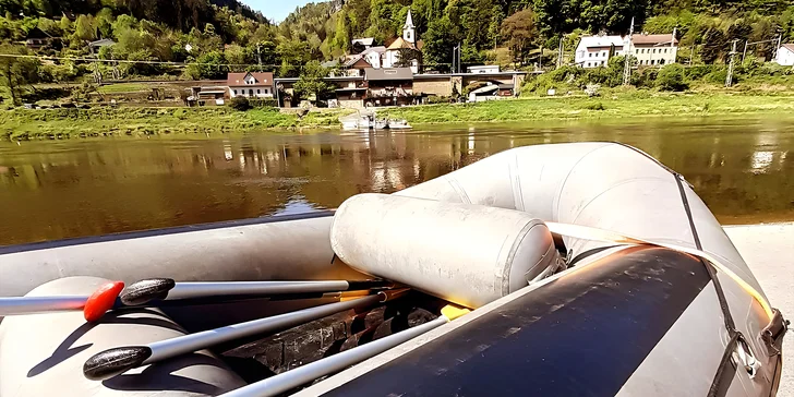 Zapůjčení raftu včetně vybavení pro 9 osob na celý den