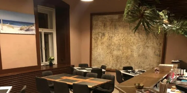 Otevřený voucher v hodnotě 500-1500 Kč na jakékoli jídlo z restaurace Jasmine's Indian