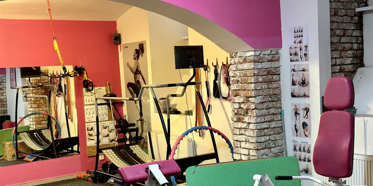 Dámské fitness AURA Fit: permanentky na 3–10 vstupů, stroje na míru ženám i revoluční BetterBelly a BetterLegs