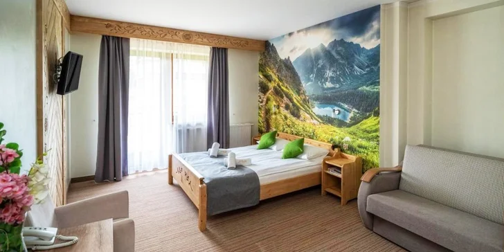 Hotel v údolí Kościeliska v polských Tatrách s výhledem na Giewont: hodina ve wellness a snídaně