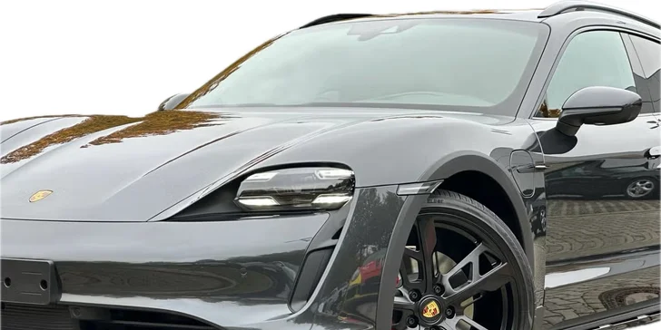 Elektrické Porsche Taycan Cross Turismo 4s: spolujízda i řízení